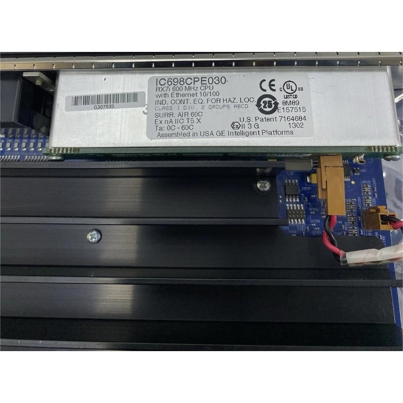 GE IC698CPE030 CPU Module