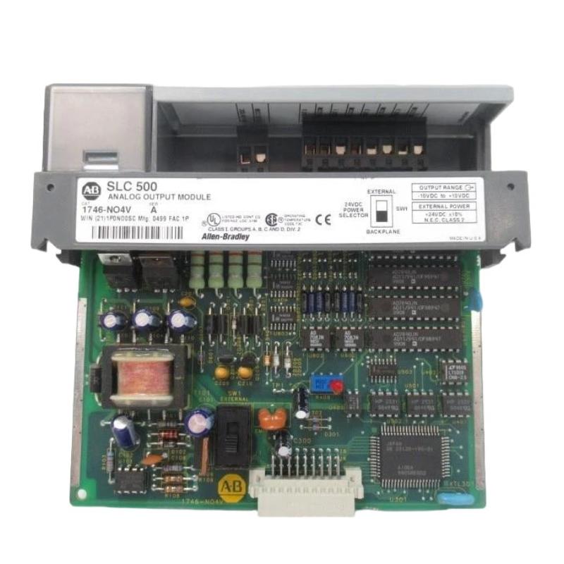 Allen Bradley 1746-NO4V SLC 500 Analog Output Module