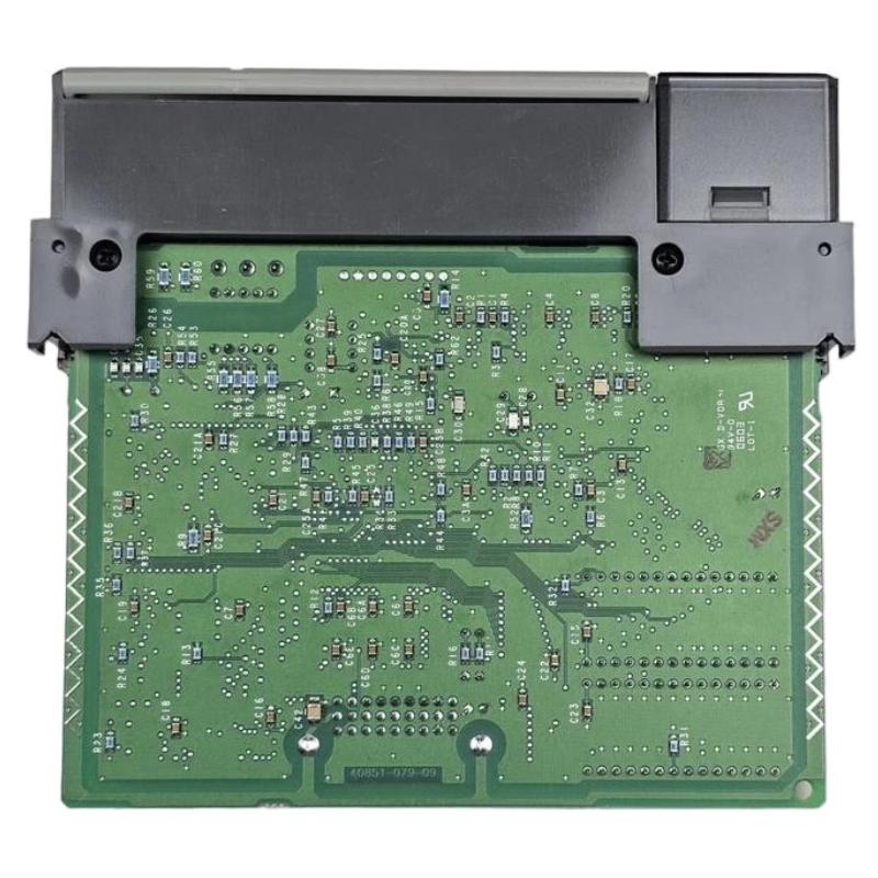 Allen Bradley 1746-OX8/A SLC 500 Isolated Relay Output Module