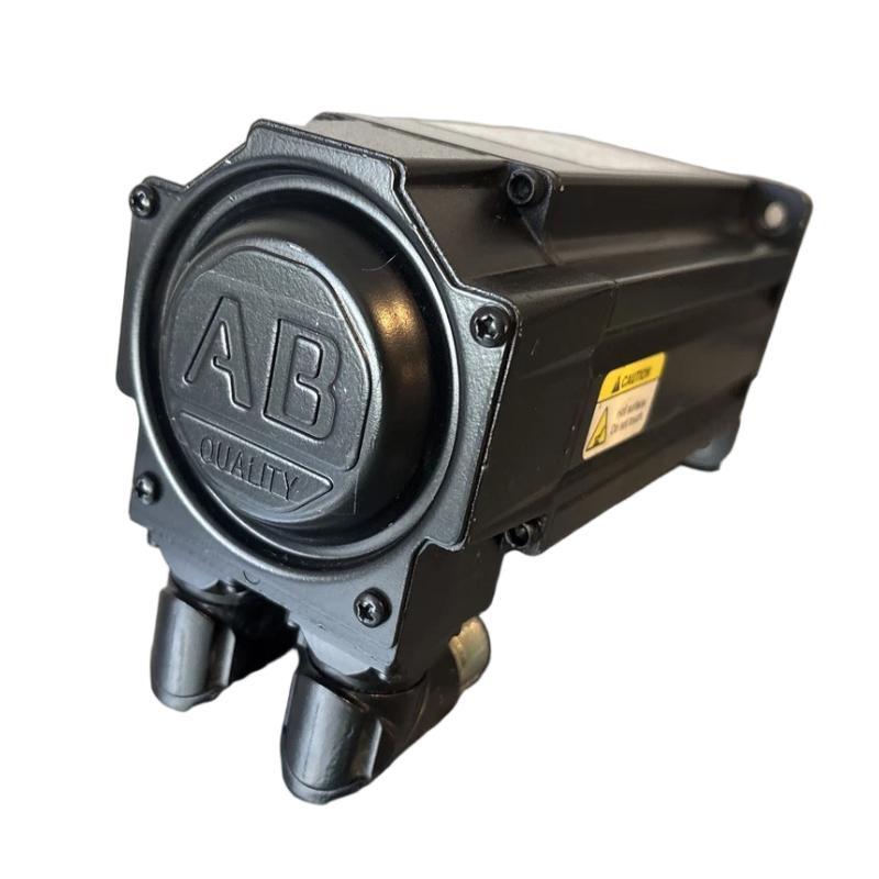 Allen Bradley MPL-A330P-HK74AA Servo Motor