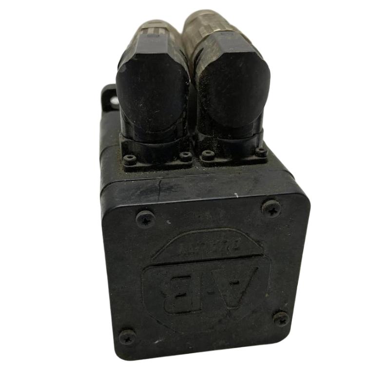 Allen Bradley MPL-B220T-VJ42AA Servo Motor