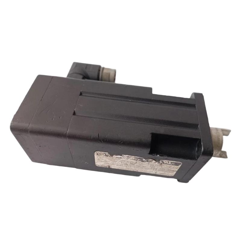 Allen Bradley MPL-B230P-EJ72AA Servo Motor
