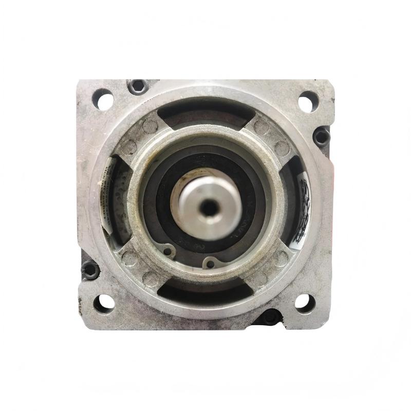 Allen Bradley MPL-B320P-SK74AA Servo Motor
