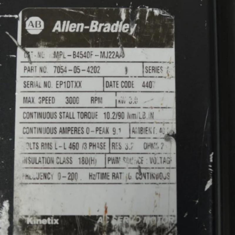 Allen Bradley MPL-B4540F-MJ22AA Servo Motor