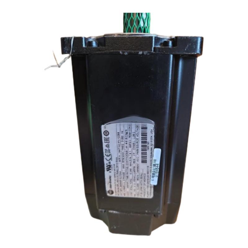Allen Bradley MPL-B4540F-SJ72AA Servo Motor