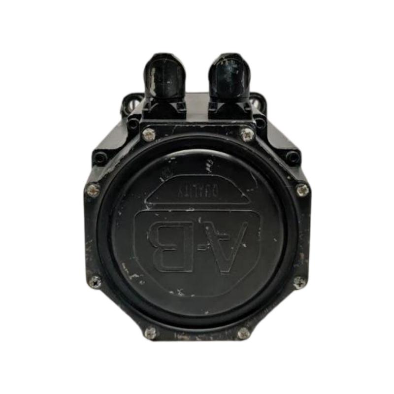 Allen Bradley MPL-B540D-SJ74AA Servo Motor