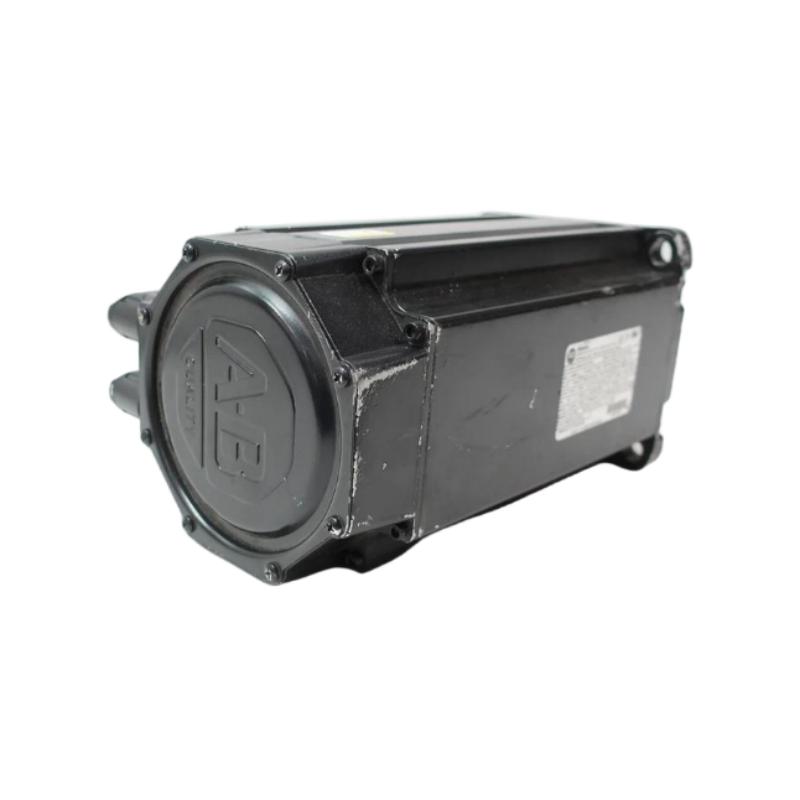 Allen Bradley MPL-B540K-SK74AA Servo Motor