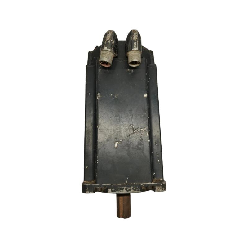 Allen Bradley MPL-B860D-MJ74AA Servo Motor