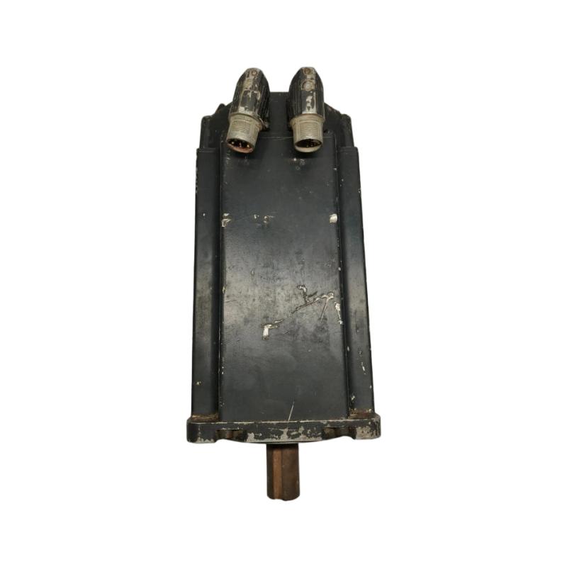 Allen Bradley MPL-B880D-MJ74AA Servo Motor